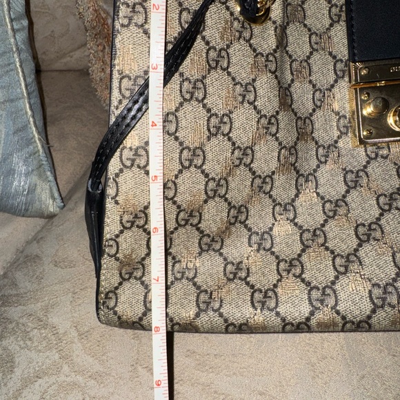 Faux Gucci Black and Beige Shoulder Bag - Picture 8 of 9